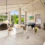 Eljena - 700m From The Sea By Interhome
