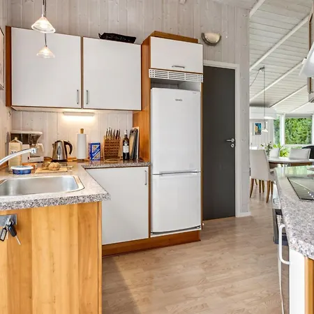 Eljena - 700m From The Sea By Interhome * Nedre Lysabild