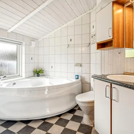 Eljena - 700m From The Sea By Interhome * Nedre Lysabild