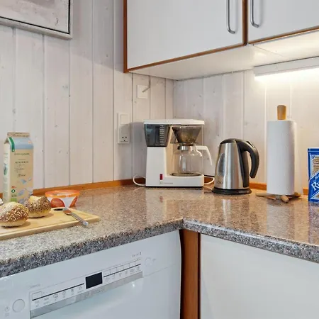 Eljena - 700m From The Sea By Interhome בית נופש