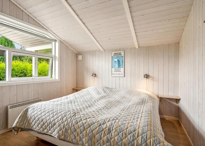 Eljena - 700m From The Sea By Interhome