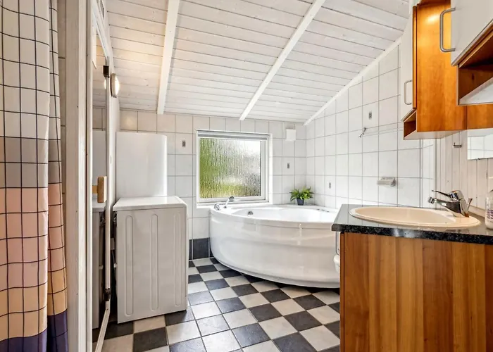 Eljena - 700m From The Sea By Interhome Nedre Lysabild