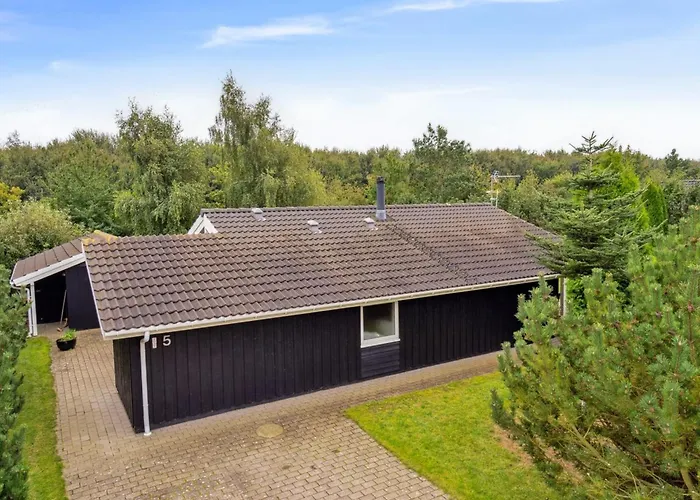 Eljena - 700m From The Sea By Interhome Semesterbostad