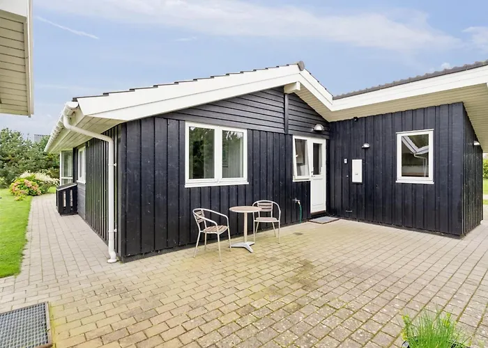 Semesterbostad Eljena - 700m From The Sea By Interhome Nedre Lysabild